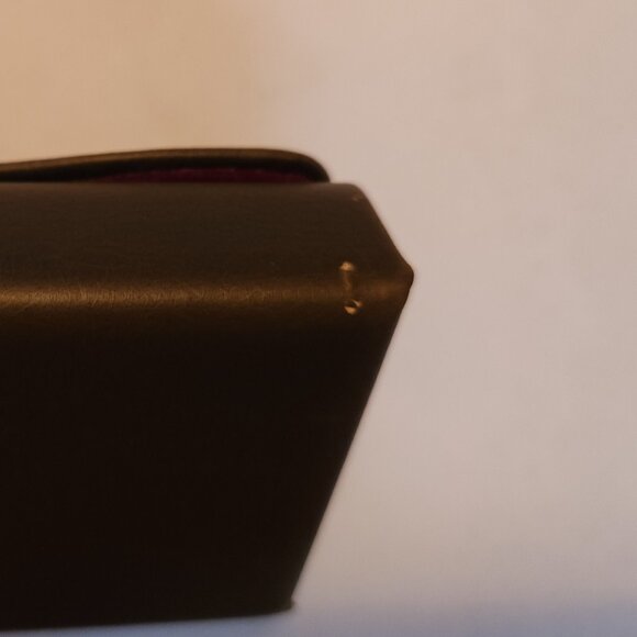 2/$20 SALE! Seraphin glasses case - Picture 11 of 12